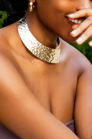 Tribal Style Open Collar Necklace - Irregular Wide Wave Punk Metal Jewelry for Unique Fashion Statements