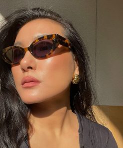 Twisted Geometric Horn Bag Earrings - Trendy Retro Studs for Y2K Fashion and Versatile Everyday Style