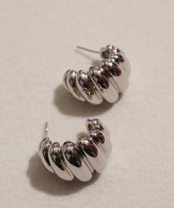 Twisted Geometric Horn Bag Earrings - Trendy Retro Studs for Y2K Fashion and Versatile Everyday Style