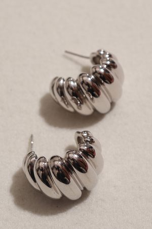 Twisted Geometric Horn Bag Earrings - Trendy Retro Studs for Y2K Fashion and Versatile Everyday Style