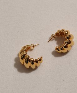 Twisted Geometric Horn Bag Earrings - Trendy Retro Studs for Y2K Fashion and Versatile Everyday Style
