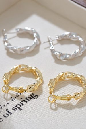 Twisted Metal Hoop Earrings - Minimalist High-End Design with Textured Matte Finish - Trendy Jewelry for 2025