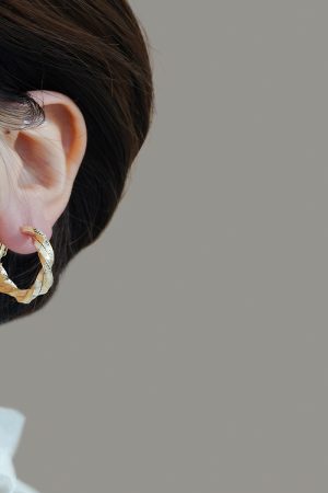 Twisted Metal Hoop Earrings - Minimalist High-End Design with Textured Matte Finish - Trendy Jewelry for 2025