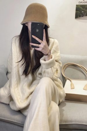Twisted Solid Color Pullover Sweater for Women - Japanese Lazy Style, Loose Fit, College Style, Perfect for Autumn and Winter 2025