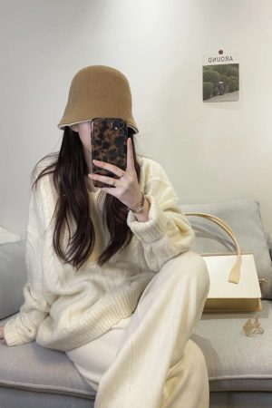 Twisted Solid Color Pullover Sweater for Women - Japanese Lazy Style, Loose Fit, College Style, Perfect for Autumn and Winter 2025