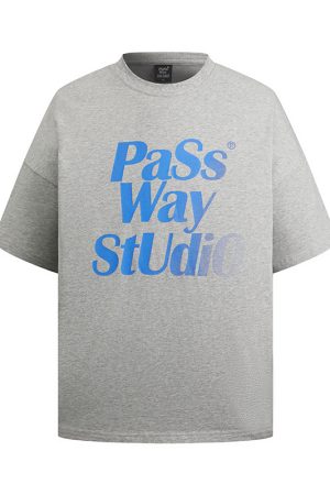 Two-Color Gradient Logo Short Sleeve T-Shirt for Men and Women, Loose Fit Casual Top, Versatile Round Neck Style