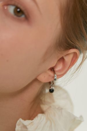 Two-in-One Black Agate Ear Clip Ring - Vintage Brass Plated with White Gold, Unique Niche Design