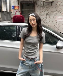 U-Neck Short Sleeve Shoulder-Cinched Slim Fit Top in White and Deep Gray - Sweet and Spicy Daily Wear for Versatile Style