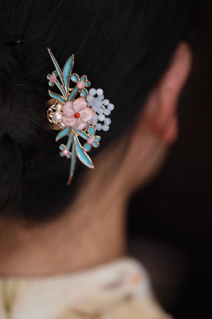 U-Shaped Blue Enamel Hairpin - High-End Chinese Style Women's Ancient Qipao Hair Accessory for Elegant Looks