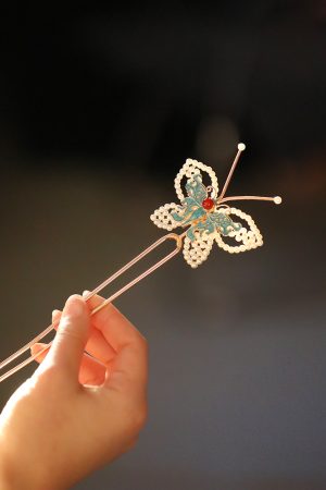 U-Shaped CloisonnÃ© Hairpin in Ancient Butterfly Design, Ming Dynasty Inspired Hair Ornament for Hanfu and Traditional Styles