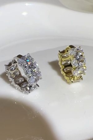 Ultra-Shiny Oval Zircon Earrings - High-End Minimalist Style for Women - Korean Imported Fashion Jewelry