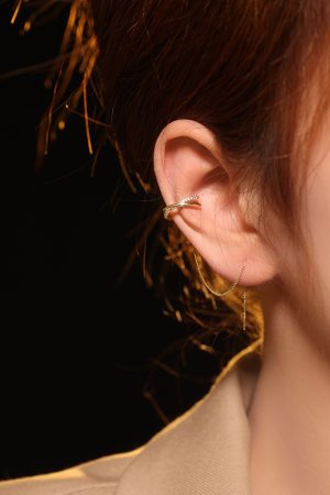 Unique Decorative Tassel Chain Ear Cuff Earrings - Aesthetic Niche Design for Modern Fashion Lovers