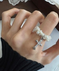 Unique Irregular Pearl Beaded Cross Ring - High-End Fashionable Elastic Accessory for Versatile Style