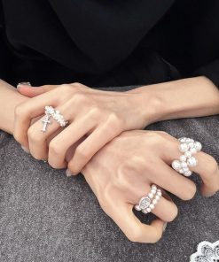 Unique Irregular Pearl Beaded Cross Ring - High-End Fashionable Elastic Accessory for Versatile Style