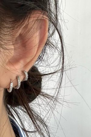Unique Zircon Ear Bone Studs, High-End Ear Clips, Women's Niche Earrings for Comfortable Sleep with Ear Cuffs