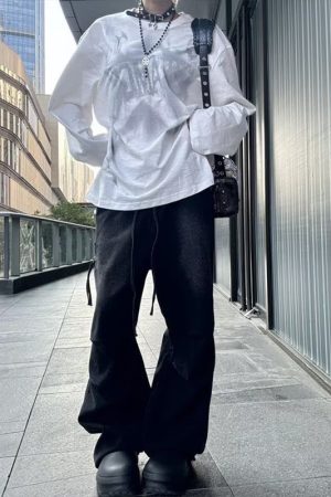 Unisex American Retro Pleated High Street Jeans - Loose Casual Straight-Leg Pants with Large Pockets for Spring & Summer Style