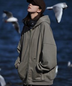 Unisex American Retro Solid Color Minimalist Cardigan Hoodie - Casual Loose Fit Couple Jacket for Autumn and Winter Fashion