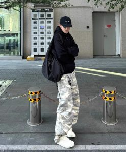 Unisex American Retro White Camouflage Work Pants - Trendy Loose Wide-Leg Lumberjack Style for High Street Fashion