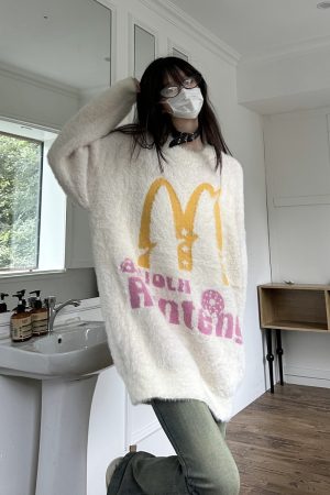 Unisex Autumn Winter Round Neck M Letter Print Pullover Sweater - Trendy American Style Knitted Top for Couples