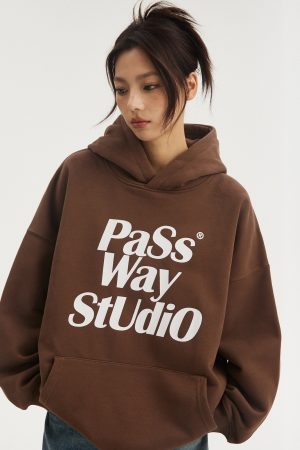 Unisex Basic Logo Hoodie - Casual Loose Fit Fleece Jacket for Spring & Autumn, Trendy Streetwear Style