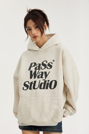 Unisex Basic Logo Hoodie - Casual Loose Fit Fleece Jacket for Spring & Autumn, Trendy Streetwear Style