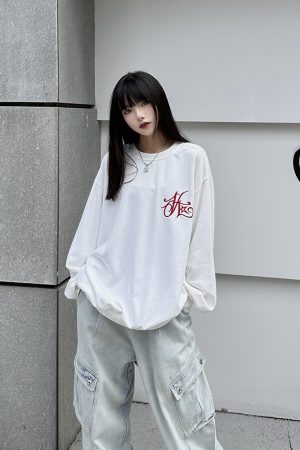 Unisex Heavyweight Floral Embroidery Sweatshirt - Thin Long Sleeve Round Neck Top, American Style, High Street Fashion
