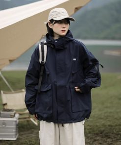 Unisex Japanese-Style Hooded Windbreaker Jacket, Multi-Pocket Waterproof Workwear for Spring & Autumn, Casual City Boy Fashion