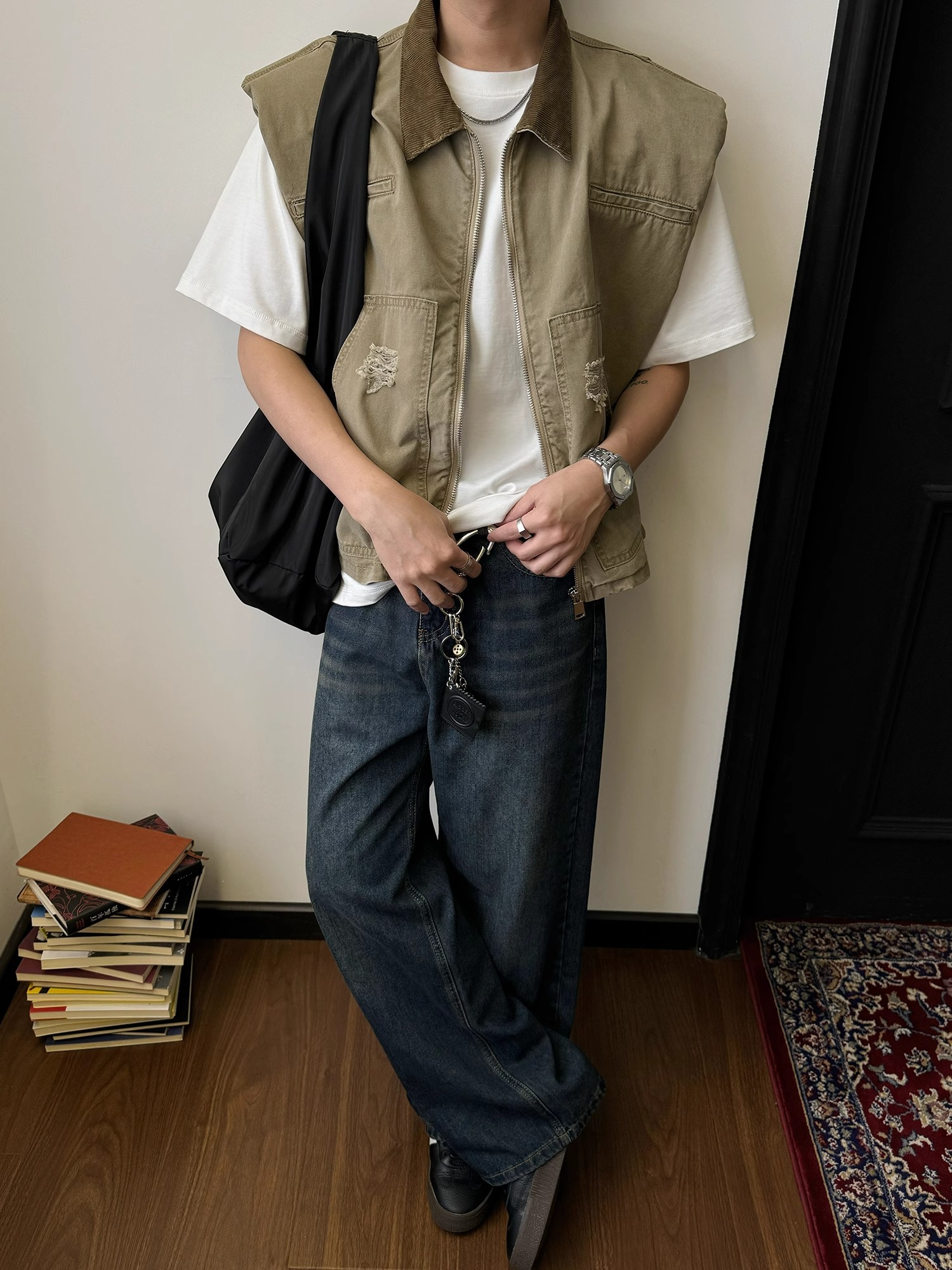 Unisex Oversized Denim Vest with Shoulder Pads - Vintage Workwear Style, Casual Sleeveless Top for 90s Inspired Fashion