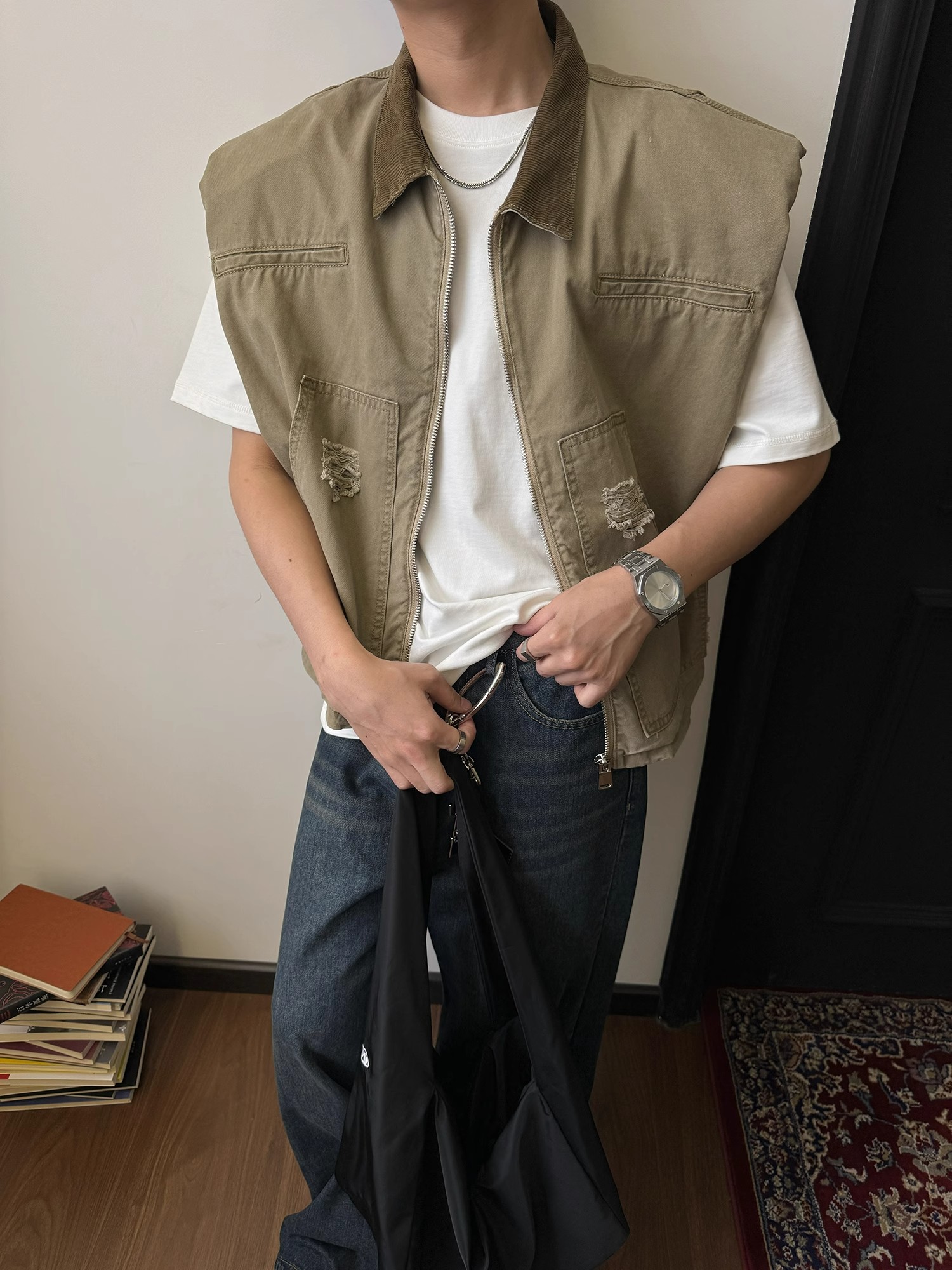 Unisex Oversized Denim Vest with Shoulder Pads - Vintage Workwear Style, Casual Sleeveless Top for 90s Inspired Fashion