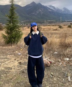 Unisex Retro Color-Blocked Polo Collar Sweatshirt - Casual Loose Fit Couple's Top for Spring & Autumn, College Style