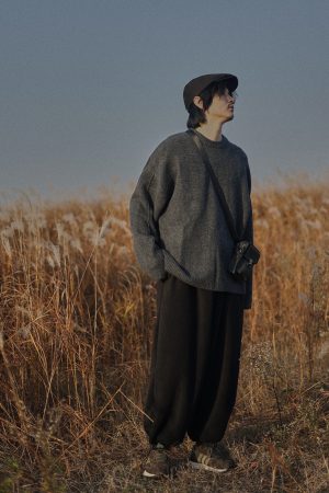 Unisex Retro Solid Color Round Neck Knitted Sweater - Japanese Casual Loose Fit, Cozy Autumn Winter Layering Top
