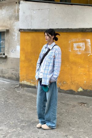 Unisex Vintage Brushed Edge Plaid Long Sleeve Shirt Jacket - Trendy Loose Fit for Spring & Autumn, Retro Couple Style