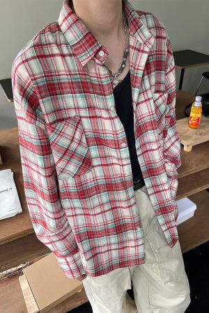 Unisex Vintage Plaid Shirt Jacket - Loose Fit, Long Sleeve Checkered Design, Versatile Lazy Style for Spring and Autumn Fashion