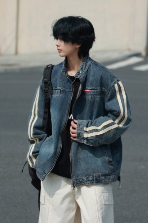 Unisex Vintage Washed Denim Jacket with Stand Collar - Casual Loose Fit for Spring & Autumn - Perfect Couple's Workwear