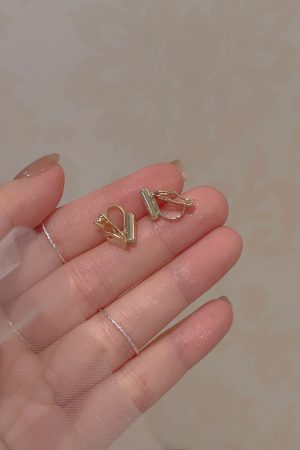 Universal Ear Clip Converter for Women, Invisible Painless Earrings, No Ear Holes Design, Mosquito Coil Plate Accessories