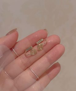 Universal Ear Clip Converter for Women, Invisible Painless Earrings, No Ear Holes Design, Mosquito Coil Plate Accessories