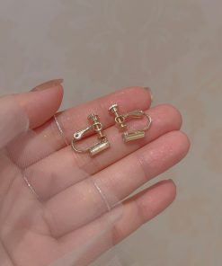 Universal Ear Clip Converter for Women, Invisible Painless Earrings, No Ear Holes Design, Mosquito Coil Plate Accessories