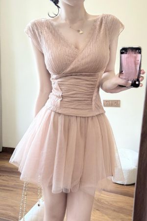 V-Neck Lace Sleeveless Top and Mesh Short Skirt Pants Summer Dress Set for Women, French-Style Sweet Temperament Fashion