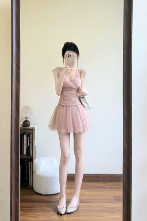V-Neck Lace Sleeveless Top and Mesh Short Skirt Pants Summer Dress Set for Women, French-Style Sweet Temperament Fashion