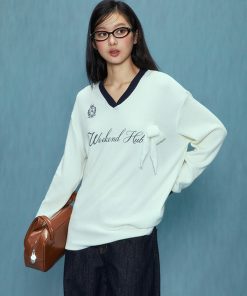 V-Neck Loose Long Sleeve T-Shirt for Women - Casual College Style Top, Spring 2025, Trendy Everyday Wear