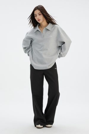 V-Neck Pullover Sweatshirt with Polo Collar - Casual Loose Fit Long Sleeve for Spring & Autumn - Effortless Style for Everyday Wear