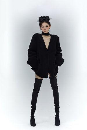 V-Neck Short Jacket for Women, Elegant Spring Style, Thick Black Long Sleeve Loose Top with Scarf, Sweet 90s Inspired Fashion