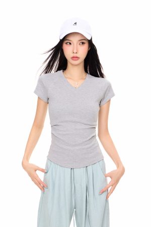 V-Neck Short Sleeve Cropped T-Shirt for Women, Sexy American Style Summer Top, Tight-Fitting Base Layer, Y2K Fashion 2025