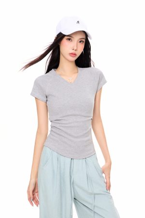 V-Neck Short Sleeve Cropped T-Shirt for Women, Sexy American Style Summer Top, Tight-Fitting Base Layer, Y2K Fashion 2025