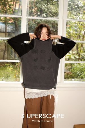 Velvet Feel Thermal Long Sleeve T-Shirt with Nine-Grid Pattern - Cozy Casual Style for Fall and Winter