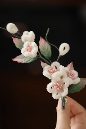 Velvet Floral Hairpin for Women - Autumn Winter Hanfu Hair Accessories, Ancient Style Qipao Side Clip, Bun Ornament