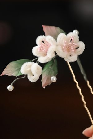 Velvet Floral Hairpin for Women - Autumn Winter Hanfu Hair Accessories, Ancient Style Qipao Side Clip, Bun Ornament