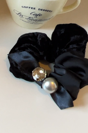 Velvet Retro Rhinestone Bow Hair Tie - Elegant Large Ponytail Holder for Autumn Winter Style Accessories