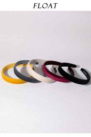 Versatile Black Velvet Headband - Minimalist Retro Hair Accessory for Women, Perfect for Autumn & Winter, Chic High-End Style