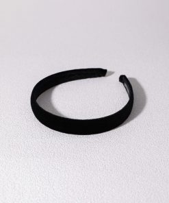 Versatile Black Velvet Headband - Minimalist Retro Hair Accessory for Women, Perfect for Autumn & Winter, Chic High-End Style